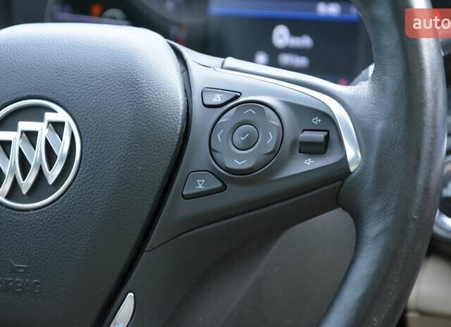 Серый Бьюик Регал, объемом двигателя 2 л и пробегом 146 тыс. км за 17499 $, фото 45 на Automoto.ua