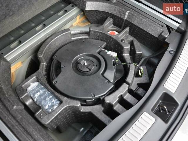 Сірий Бьюік Regal, об'ємом двигуна 2 л та пробігом 146 тис. км за 16999 $, фото 46 на Automoto.ua