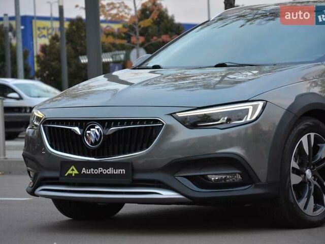 Сірий Бьюік Regal, об'ємом двигуна 2 л та пробігом 146 тис. км за 16999 $, фото 4 на Automoto.ua