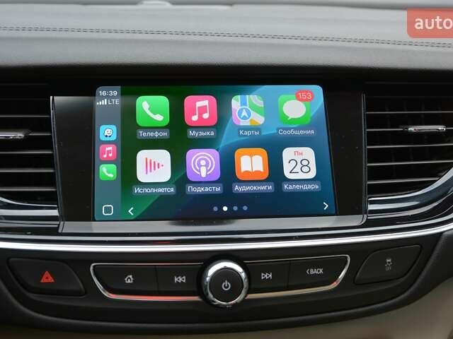 Серый Бьюик Регал, объемом двигателя 2 л и пробегом 146 тыс. км за 17499 $, фото 34 на Automoto.ua