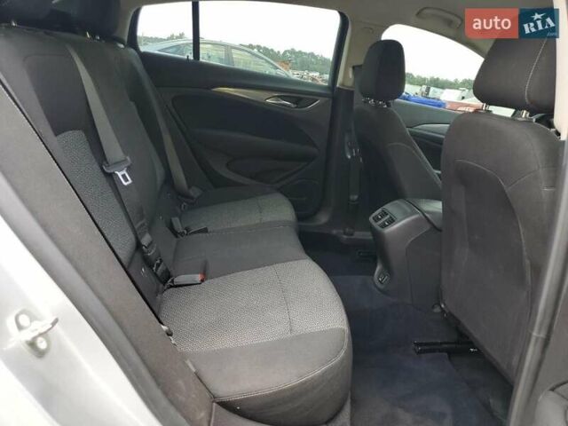 Серый Бьюик Регал, объемом двигателя 2 л и пробегом 80 тыс. км за 3000 $, фото 9 на Automoto.ua