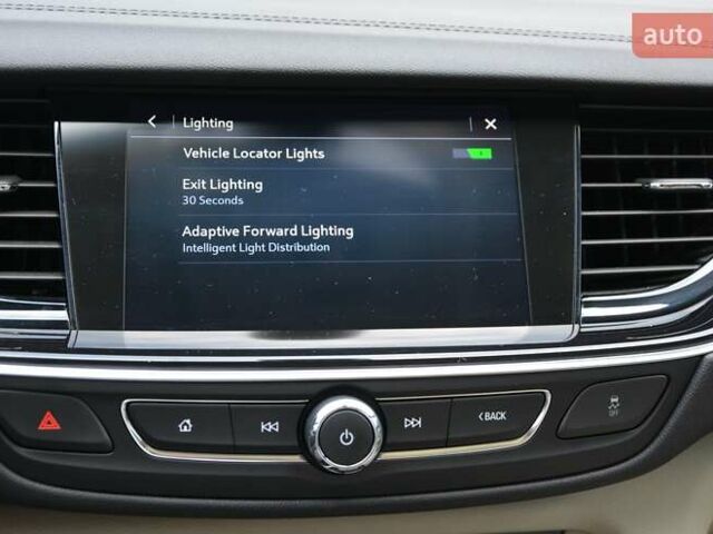 Сірий Бьюік Regal, об'ємом двигуна 2 л та пробігом 146 тис. км за 16999 $, фото 31 на Automoto.ua