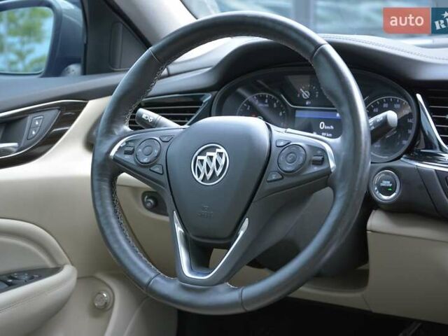 Серый Бьюик Регал, объемом двигателя 2 л и пробегом 146 тыс. км за 17499 $, фото 43 на Automoto.ua