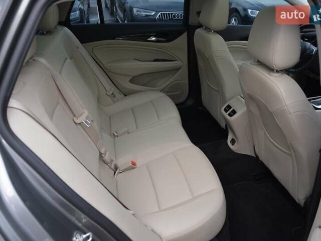 Сірий Бьюік Regal, об'ємом двигуна 2 л та пробігом 146 тис. км за 16999 $, фото 41 на Automoto.ua