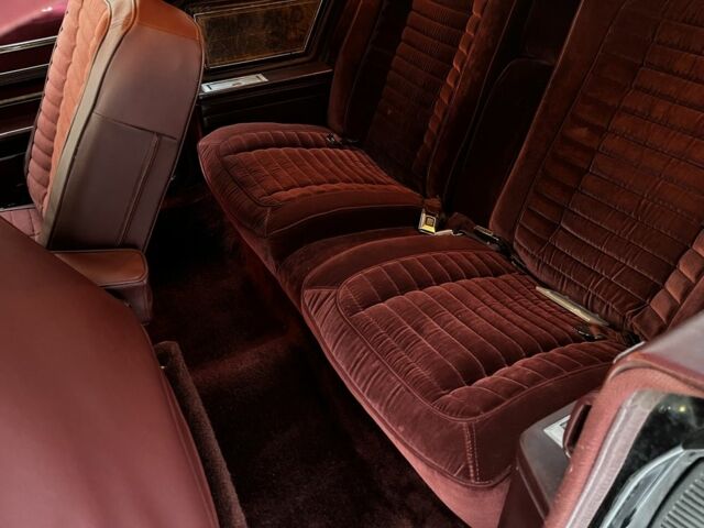 Черный Бьюик Ривьера, объемом двигателя 5.7 л и пробегом 108 тыс. км за 13500 $, фото 18 на Automoto.ua