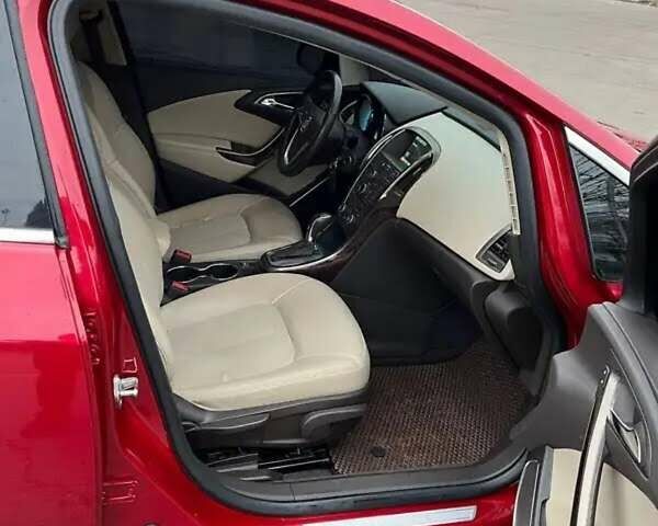 Красный Бьюик Верано, объемом двигателя 2.4 л и пробегом 90 тыс. км за 10200 $, фото 17 на Automoto.ua