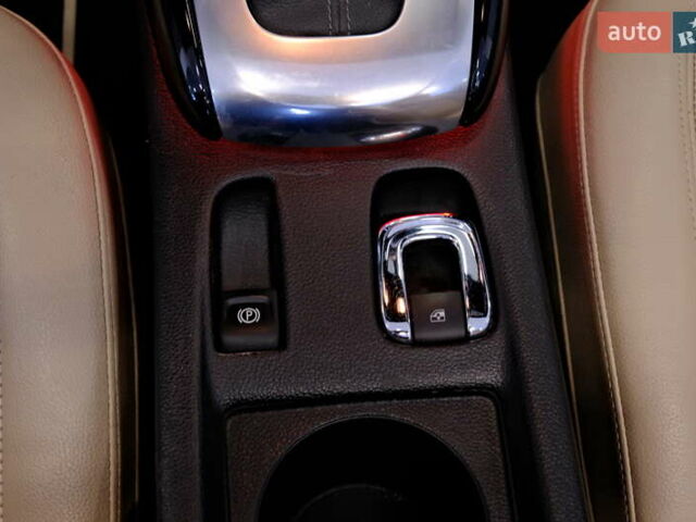 Белый Бьюик Cascada, объемом двигателя 1.6 л и пробегом 27 тыс. км за 13500 $, фото 26 на Automoto.ua