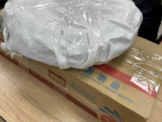 Черный Бьюик Eight, объемом двигателя 0 л и пробегом 100 тыс. км за 2500 $, фото 9 на Automoto.ua