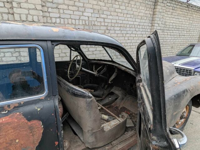 Черный Бьюик Eight, объемом двигателя 0 л и пробегом 100 тыс. км за 2500 $, фото 5 на Automoto.ua