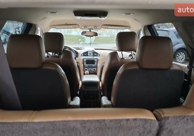 Бежевый Бьюик Enclave USA, объемом двигателя 3.6 л и пробегом 245 тыс. км за 10900 $, фото 16 на Automoto.ua