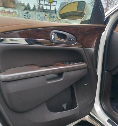 Бежевый Бьюик Enclave USA, объемом двигателя 3.6 л и пробегом 245 тыс. км за 10900 $, фото 20 на Automoto.ua