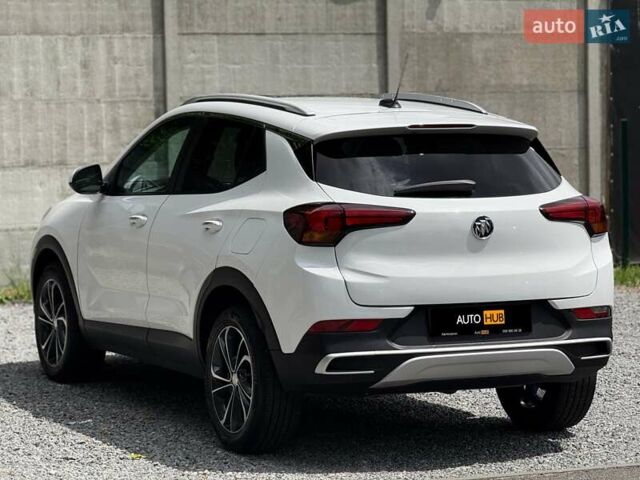 Білий Бьюік Encore GX, об'ємом двигуна 1.3 л та пробігом 143 тис. км за 14400 $, фото 5 на Automoto.ua