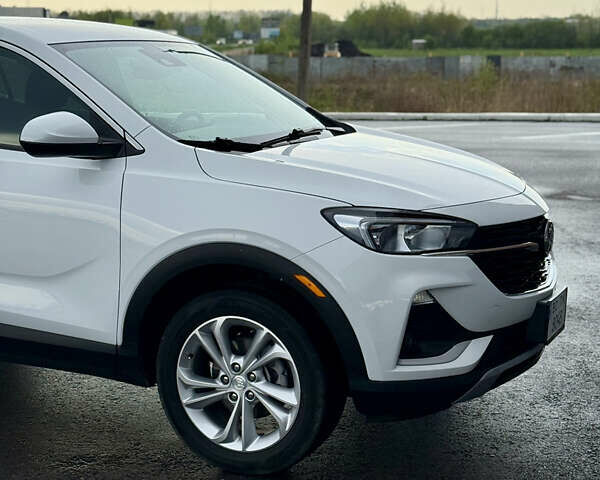 Белый Бьюик Encore GX, объемом двигателя 1.34 л и пробегом 68 тыс. км за 16900 $, фото 7 на Automoto.ua