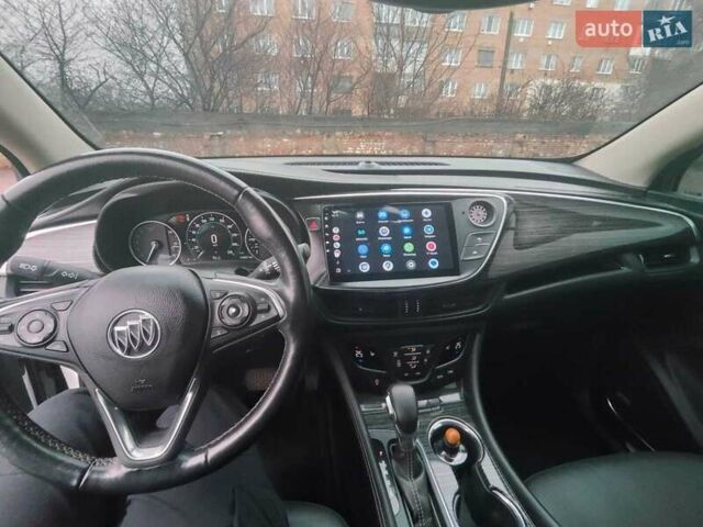 Белый Бьюик Envision, объемом двигателя 2 л и пробегом 130 тыс. км за 13300 $, фото 2 на Automoto.ua