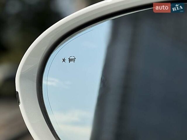 Белый Бьюик Envision, объемом двигателя 2.46 л и пробегом 180 тыс. км за 12500 $, фото 11 на Automoto.ua