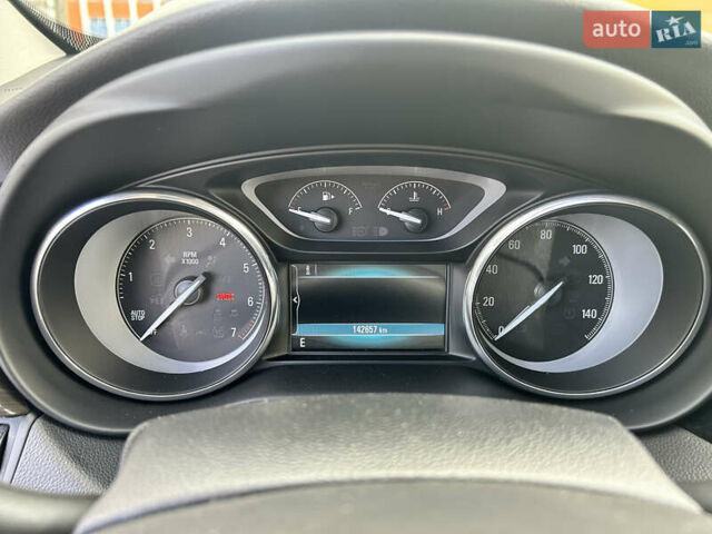 Белый Бьюик Envision, объемом двигателя 2.5 л и пробегом 140 тыс. км за 15000 $, фото 13 на Automoto.ua