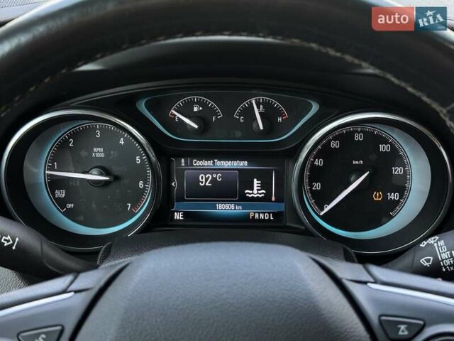 Белый Бьюик Envision, объемом двигателя 2.46 л и пробегом 180 тыс. км за 12500 $, фото 23 на Automoto.ua