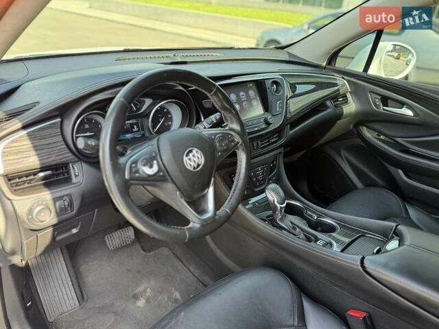 Белый Бьюик Envision, объемом двигателя 2.46 л и пробегом 180 тыс. км за 12500 $, фото 13 на Automoto.ua