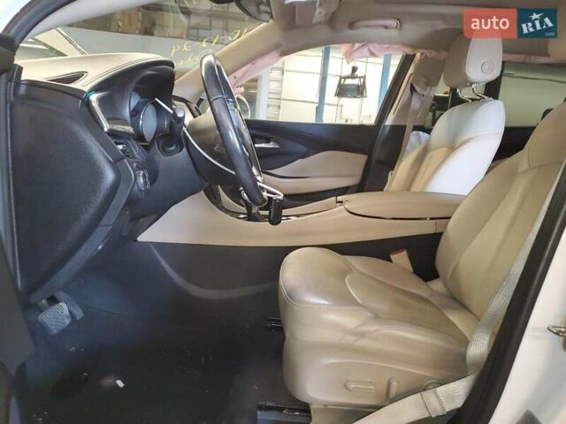 Белый Бьюик Envision, объемом двигателя 0 л и пробегом 62 тыс. км за 3000 $, фото 6 на Automoto.ua