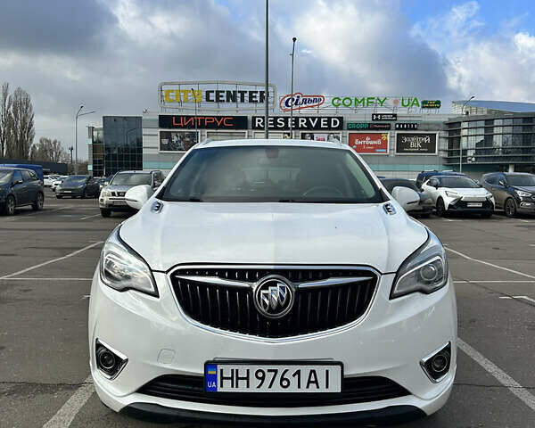 Белый Бьюик Envision, объемом двигателя 2.5 л и пробегом 140 тыс. км за 15000 $, фото 1 на Automoto.ua
