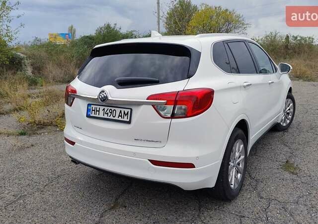 Бьюік Envision 2018 у Чорноморську (Іллічівську) на Automoto.ua Білий Бьюік Envision, об'ємом двигуна 2.46 л та пробігом 112 тис. км за 15499 $, фото 2 на Automoto.ua