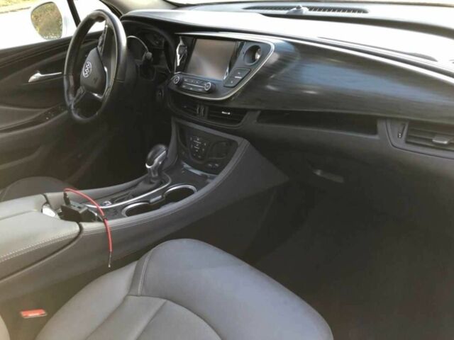 Белый Бьюик Envision, объемом двигателя 2.5 л и пробегом 145 тыс. км за 14600 $, фото 8 на Automoto.ua