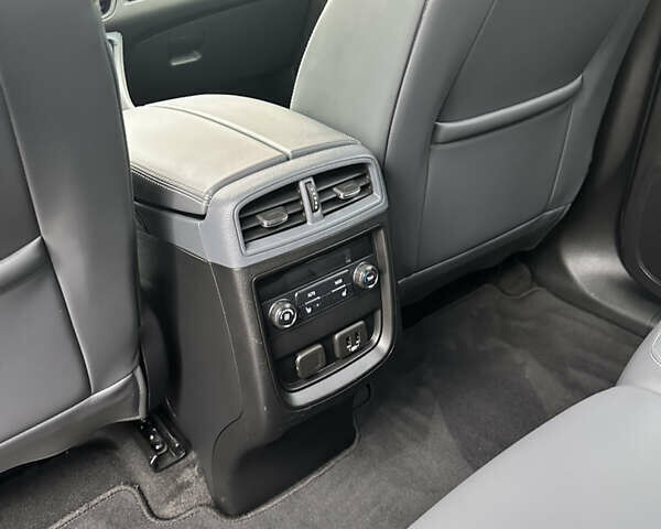 Белый Бьюик Envision, объемом двигателя 2.46 л и пробегом 30 тыс. км за 16500 $, фото 8 на Automoto.ua