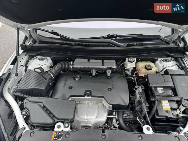 Белый Бьюик Envision, объемом двигателя 2.46 л и пробегом 30 тыс. км за 16500 $, фото 12 на Automoto.ua