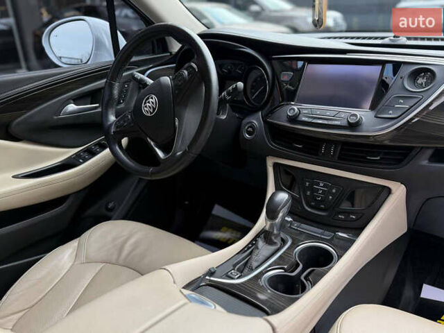Белый Бьюик Envision, объемом двигателя 2.46 л и пробегом 91 тыс. км за 18300 $, фото 11 на Automoto.ua