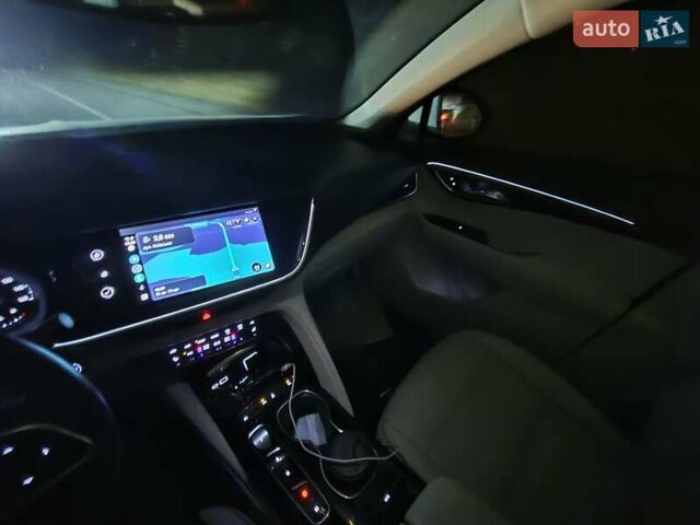 Белый Бьюик Envision, объемом двигателя 2 л и пробегом 55 тыс. км за 21500 $, фото 35 на Automoto.ua