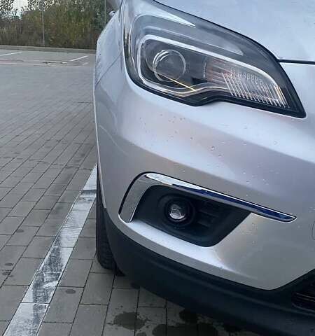 Бежевый Бьюик Envision, объемом двигателя 2.5 л и пробегом 175 тыс. км за 14500 $, фото 24 на Automoto.ua