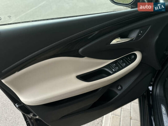 Черный Бьюик Envision, объемом двигателя 2.46 л и пробегом 139 тыс. км за 14500 $, фото 9 на Automoto.ua