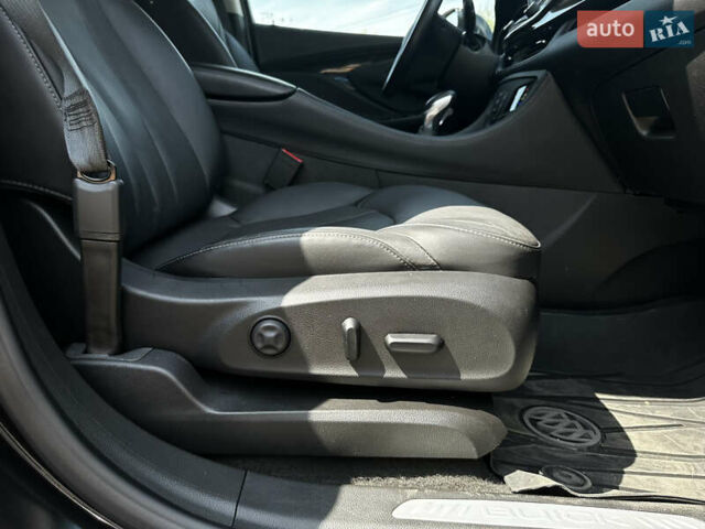 Черный Бьюик Envision, объемом двигателя 2.46 л и пробегом 123 тыс. км за 15450 $, фото 34 на Automoto.ua
