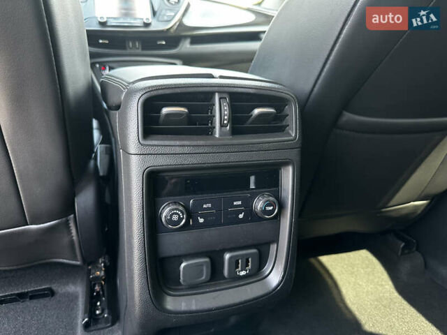 Черный Бьюик Envision, объемом двигателя 2.46 л и пробегом 123 тыс. км за 15450 $, фото 27 на Automoto.ua