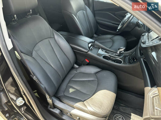 Черный Бьюик Envision, объемом двигателя 2.46 л и пробегом 123 тыс. км за 15450 $, фото 33 на Automoto.ua