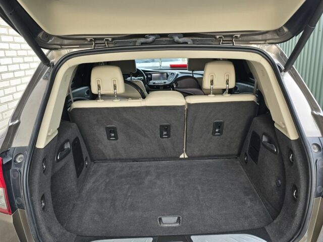 Коричневый Бьюик Envision, объемом двигателя 2.5 л и пробегом 183 тыс. км за 12950 $, фото 10 на Automoto.ua