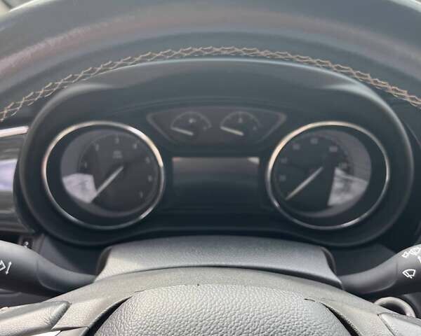 Коричневый Бьюик Envision, объемом двигателя 2.46 л и пробегом 315 тыс. км за 12500 $, фото 15 на Automoto.ua