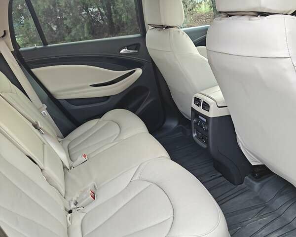 Коричневый Бьюик Envision, объемом двигателя 2.46 л и пробегом 141 тыс. км за 15000 $, фото 12 на Automoto.ua