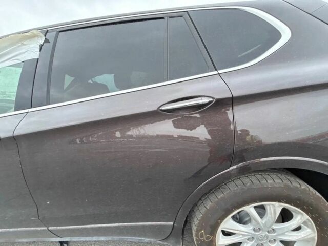 Коричневий Бьюік Envision, об'ємом двигуна 2.5 л та пробігом 65 тис. км за 7999 $, фото 3 на Automoto.ua