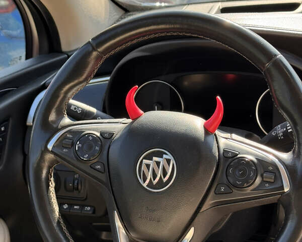 Червоний Бьюік Envision, об'ємом двигуна 2 л та пробігом 77 тис. км за 17500 $, фото 9 на Automoto.ua