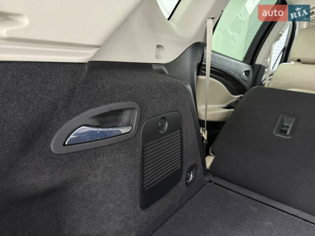 Красный Бьюик Envision, объемом двигателя 2.46 л и пробегом 22 тыс. км за 16999 $, фото 32 на Automoto.ua