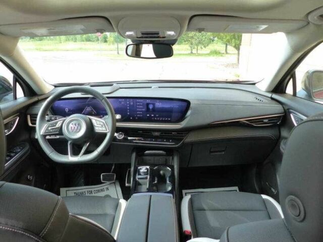 Красный Бьюик Envision, объемом двигателя 2 л и пробегом 17 тыс. км за 8300 $, фото 5 на Automoto.ua