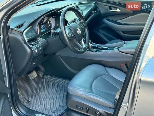 Серый Бьюик Envision, объемом двигателя 2.5 л и пробегом 39 тыс. км за 16540 $, фото 36 на Automoto.ua