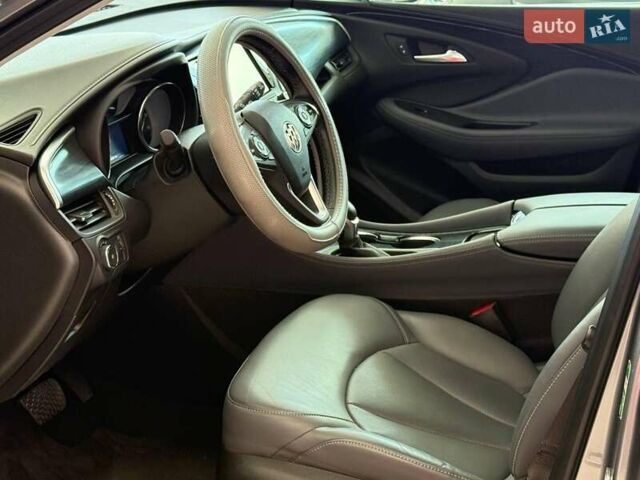 Серый Бьюик Envision, объемом двигателя 2.5 л и пробегом 62 тыс. км за 18990 $, фото 10 на Automoto.ua