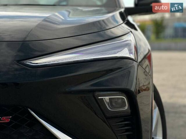 Черный Бьюик Envista, объемом двигателя 1.2 л и пробегом 4 тыс. км за 23500 $, фото 2 на Automoto.ua