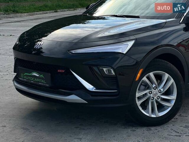 Черный Бьюик Envista, объемом двигателя 1.2 л и пробегом 4 тыс. км за 23500 $, фото 1 на Automoto.ua