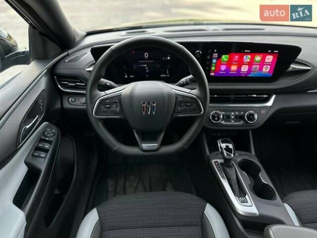 Черный Бьюик Envista, объемом двигателя 1.2 л и пробегом 4 тыс. км за 23500 $, фото 17 на Automoto.ua