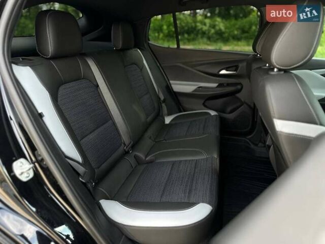 Черный Бьюик Envista, объемом двигателя 1.2 л и пробегом 4 тыс. км за 23500 $, фото 14 на Automoto.ua