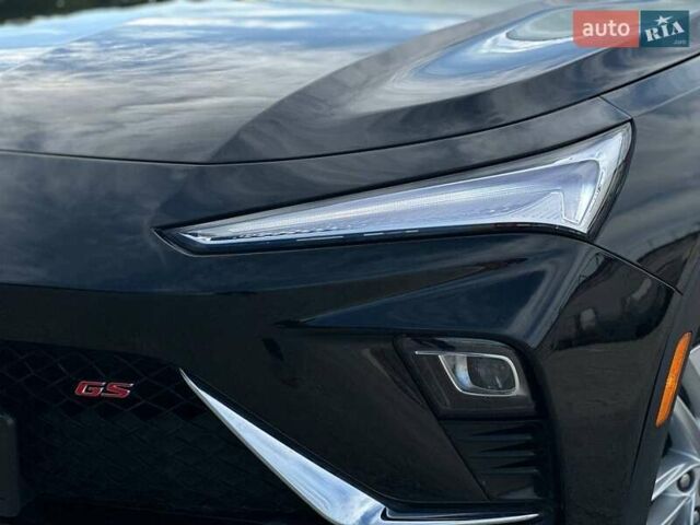 Черный Бьюик Envista, объемом двигателя 1.2 л и пробегом 4 тыс. км за 23500 $, фото 3 на Automoto.ua
