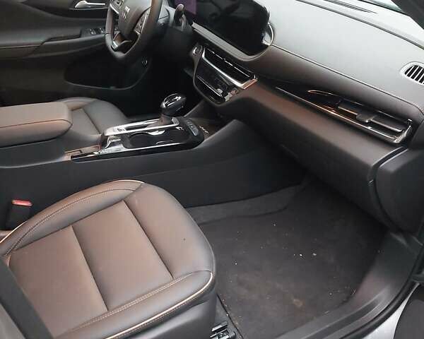 Серый Бьюик Envista, объемом двигателя 1.2 л и пробегом 1 тыс. км за 25555 $, фото 10 на Automoto.ua